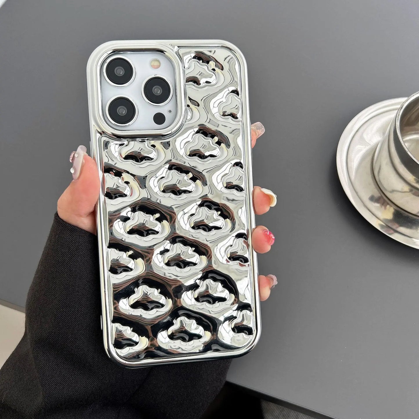 Gleaming Curve Smartphone Case